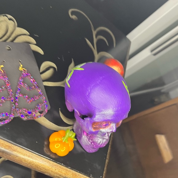 Custom made skull art💀🎨🖌️ - Picture 6 of 11